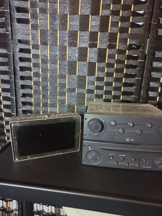 Auto-radio renault laguna II