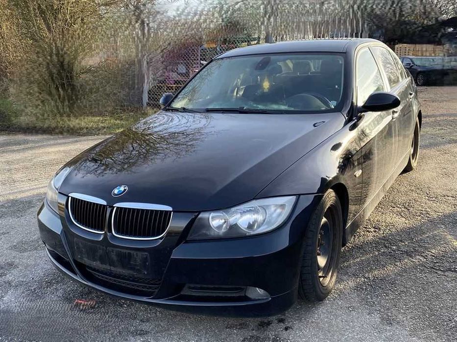 BMW 3 E90 2.0 benzyna kolor 475 na części