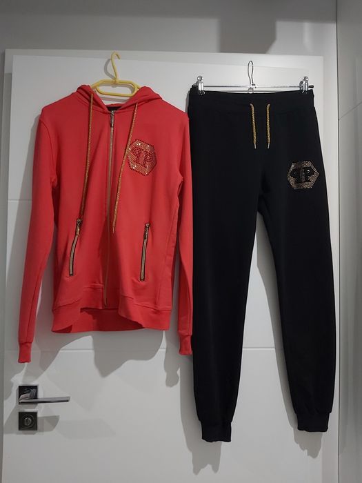 Piękny dres Philipp Plein z dżetami M