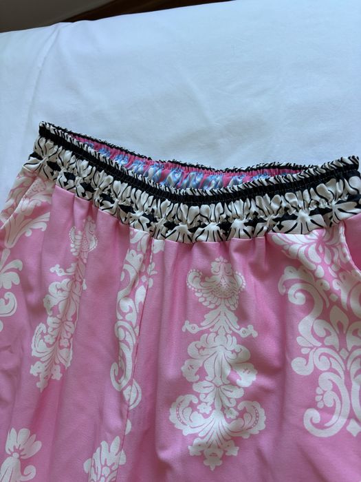 Calças pantalonas tons rosa, tamanho L (novas)
