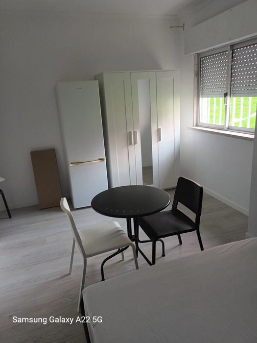 Quartos Para Arrendar a Casais.