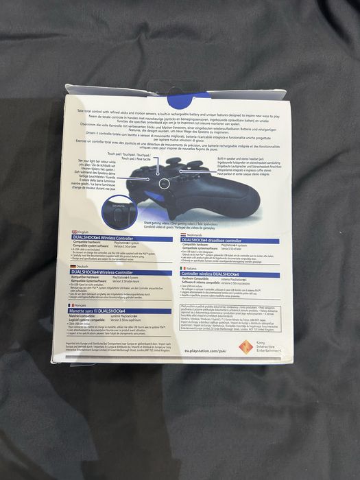 Sony PlayStation DualShock 4 Wireless Controller