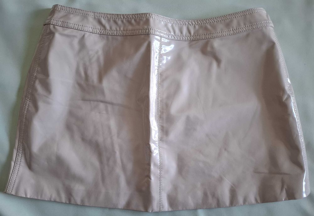 Mini-saia nova a imitar pele Pinko 44 IT / L - SALDO