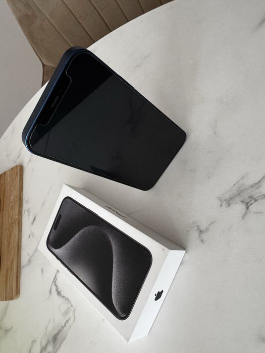 Iphone 12 - idealny na prezent