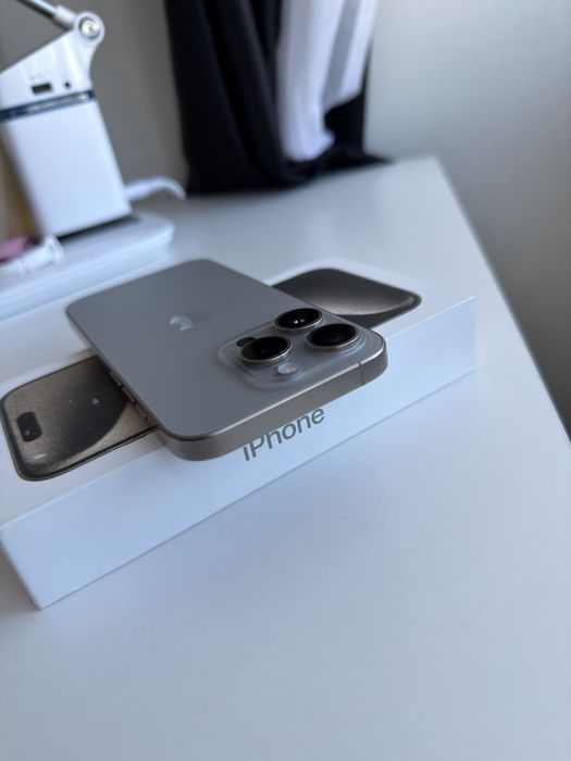 Apple iPhone 15 Pro 256GB Nature Titanium!! Sim+Esim!! 550$
