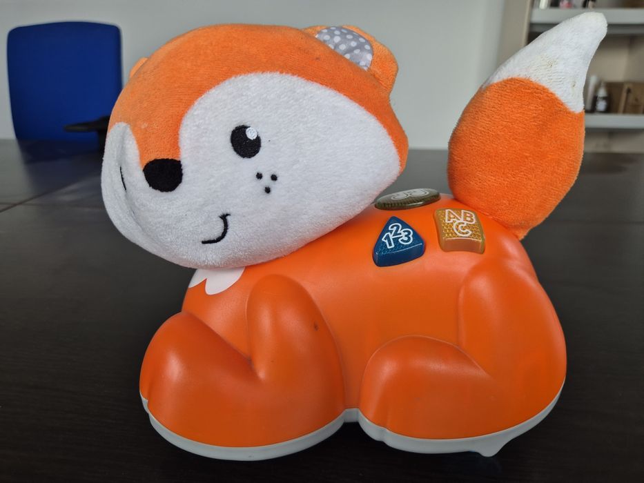 Edukacyjny lisek Raczkuj ze mną Fisher Price