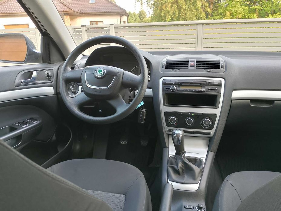 Skoda Octavia FL 1.4 benzyna 2010r. 122KM Klima Dzienne Grzane Fotele