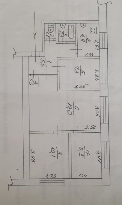 Продам просторную квартиру в центре города по ул. Харитонова