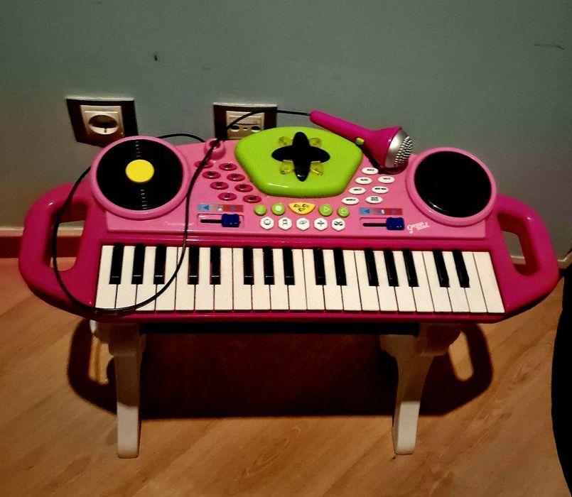 Teclado Eletrónico com Microfone para Crianças Garage Band.