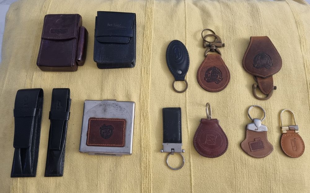Porta Chaves bolsas em pele para caneta e para Tabacovalor variados
