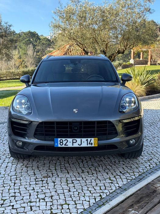 Porsche Macan S