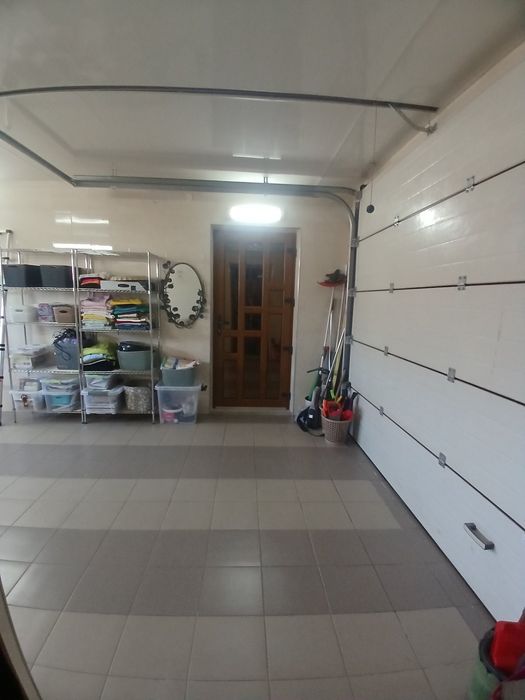 Продаж будинку 300 кв.м у Почаєві