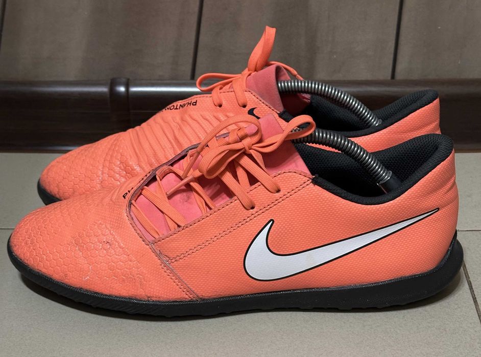 Сороконожки Nike Phantom Venom TF размер EUR-44,5/43,5-28,5 см.
