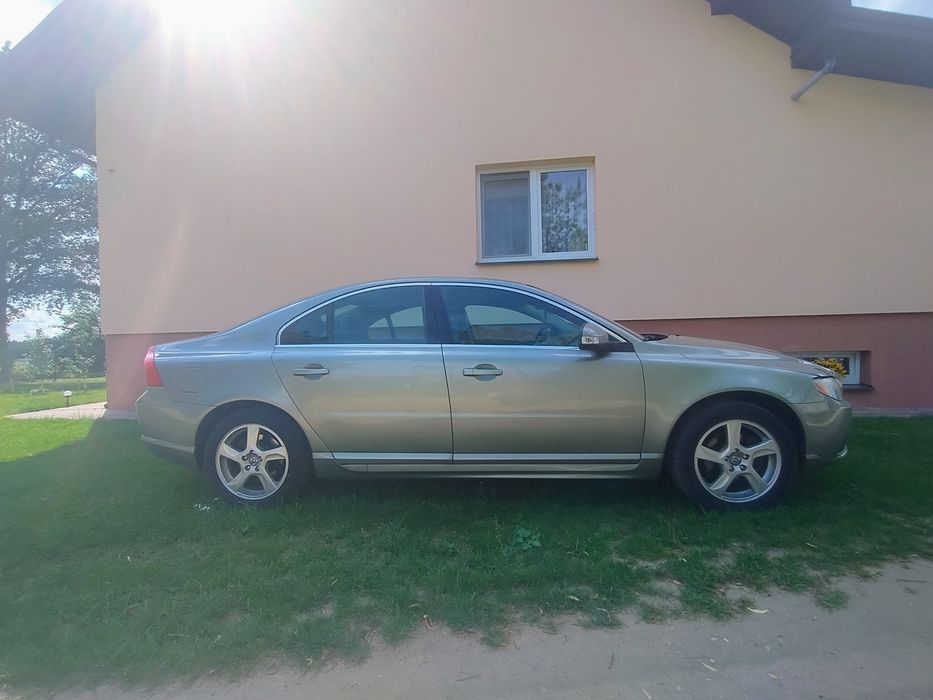 Volvo S80 II 2.4 D5