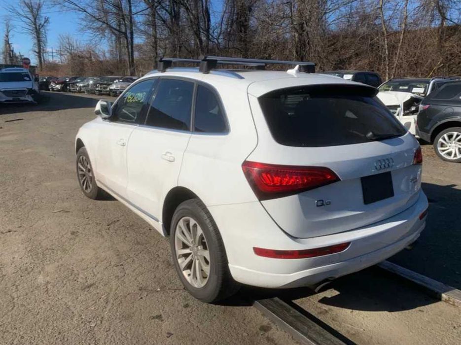 Розборка шрот бампер Audi Q5 8R FY