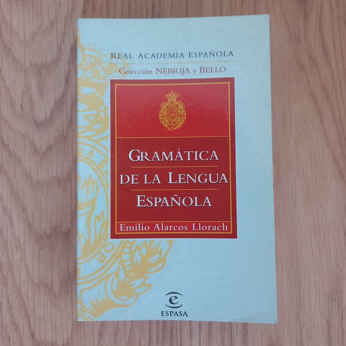 Livro: "Gramática de la Lengua Española"