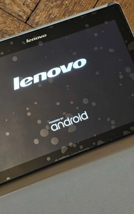 Tablet Lenovo TAB2 A10-70L + gratis SD