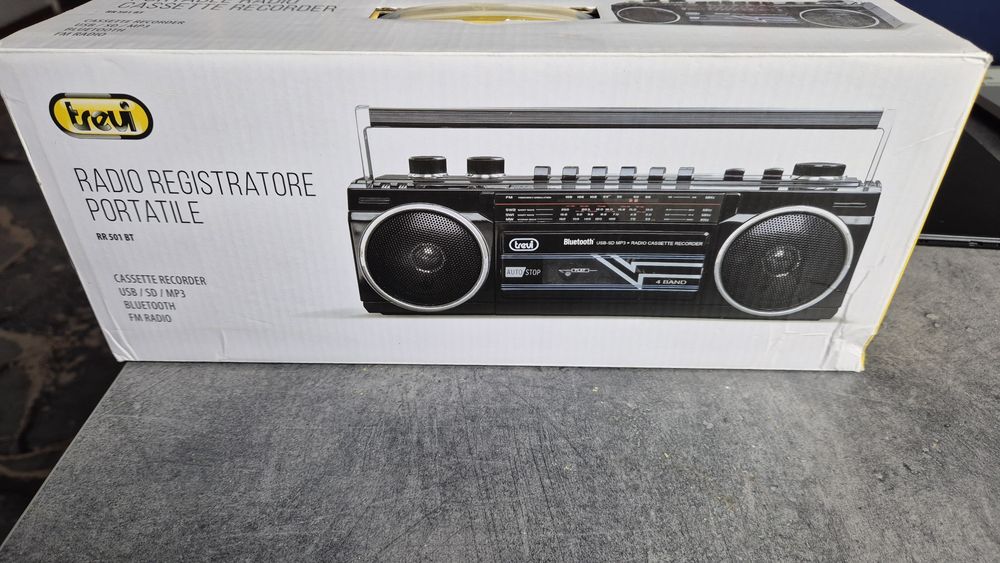 Trevi RR 501 BT – radiomagnetofon Bluetooth USB SD MP3 – stan bardzo d
