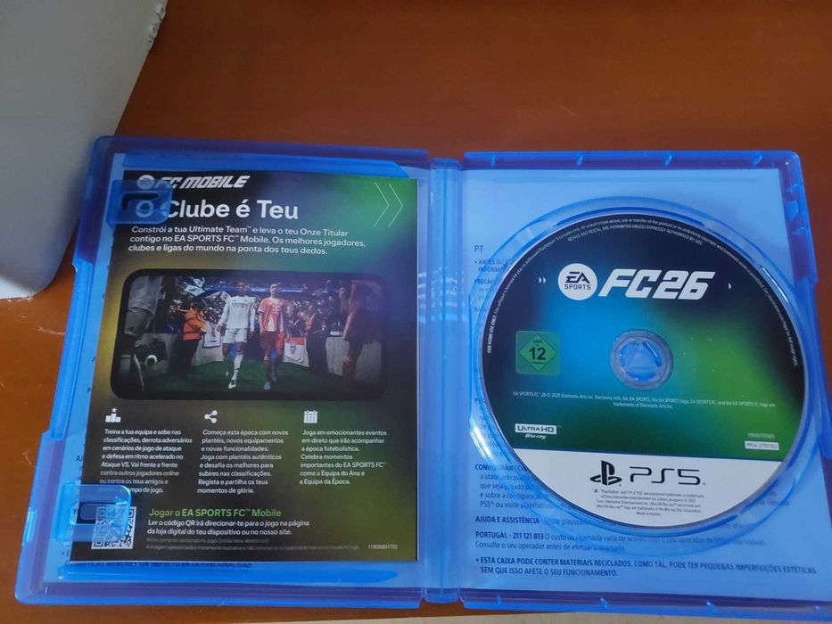 PlayStation 5 Slim 1TB (com leitor) + 2 comandos + 3 jogos – Garantia