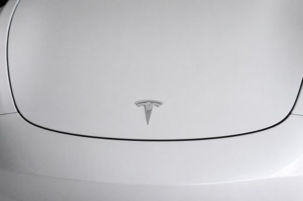 Tesla Model 3 Long-Range Dual Motor AWD