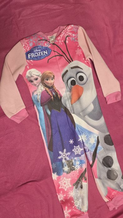 Pajac kombinezon pidżama Frozen 110/116