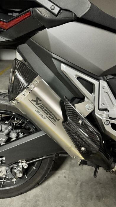 Honda X ADV 750 impecável