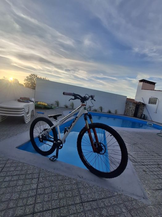 Bike de grau importada do Brasil