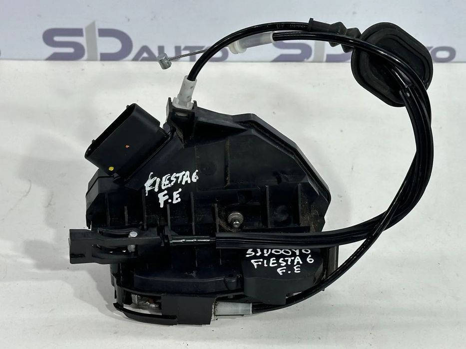 Fecho Frente / Trás Direito / Esquerdo - Ford Fiesta VI (2012)