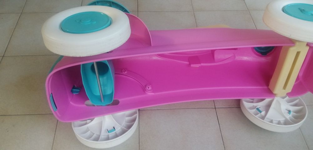 Carrinho criança de brincar em bom estado