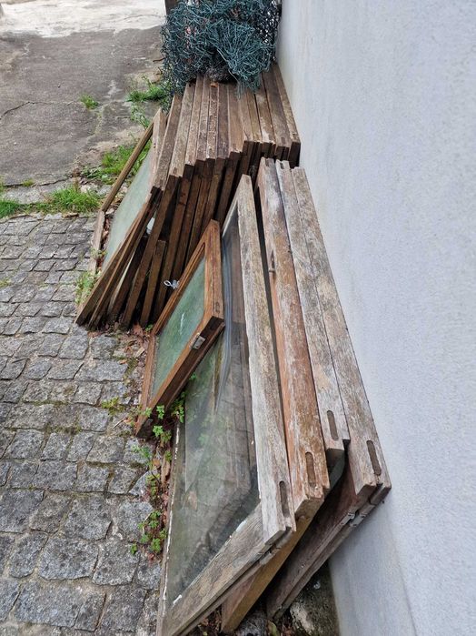 Janelas madeira e vidro