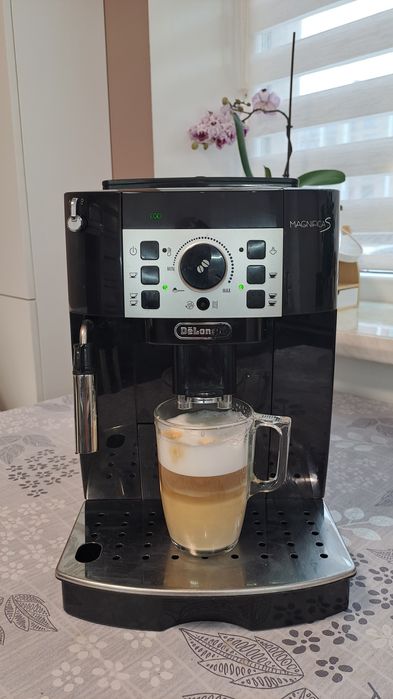 Кавомашина Delonghi Magnifica S