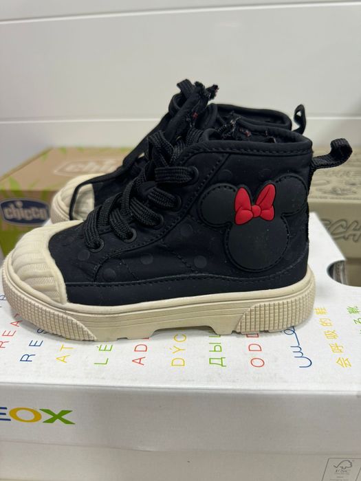 Sapatos Zara 23 menina