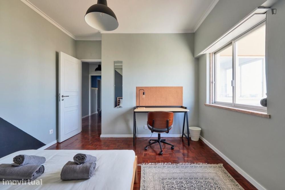 Quarto - localizado em Olaias Lisbon