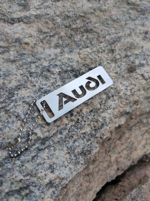 AUDI - Brelok ze stali nierdzewnej - Solidny - Prezent dla fana