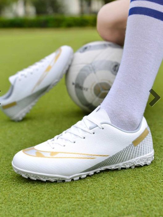 Сороконіжки DAOQUAN 42-43р 27,5см футзалки бутси  буци бампи копи