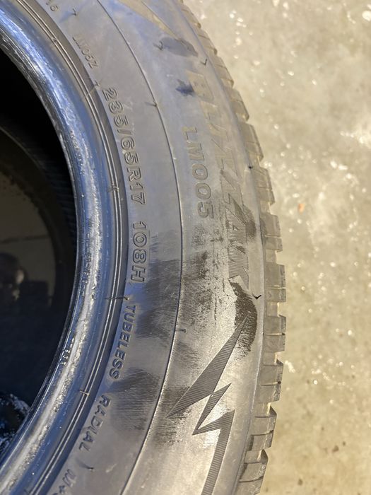 Opony zimowe Bridgestone 235/65/17