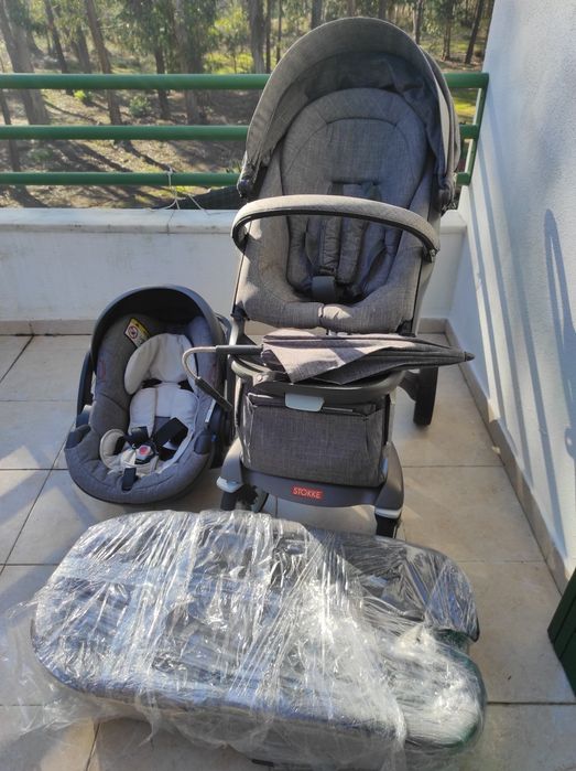 Conjunto carrinho, cadeira, ovinho e acessórios Stokke