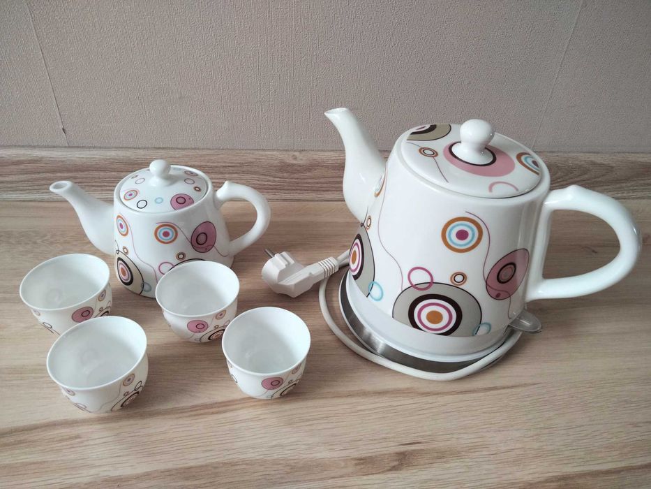 Ceramiczny czajnik elektryczny 1,2L z zestawem herbacianym, Haen