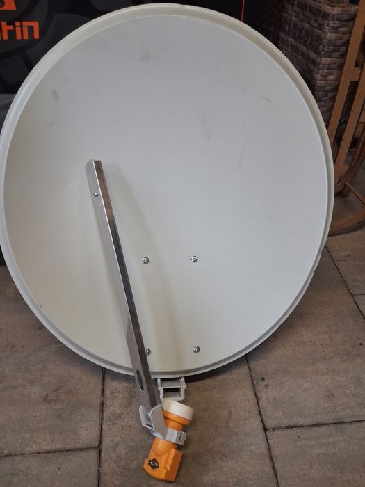 Antena satelitarna + konwerter Televes Single LNB 7475 | Komplet