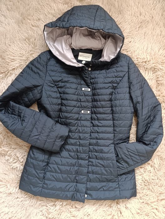 Жіноча демісезонна куртка ( утеплена вітрова)