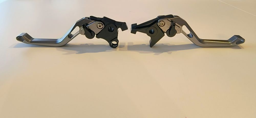 Krótkie klamki 5D SUZUKI GSF 650 2007r