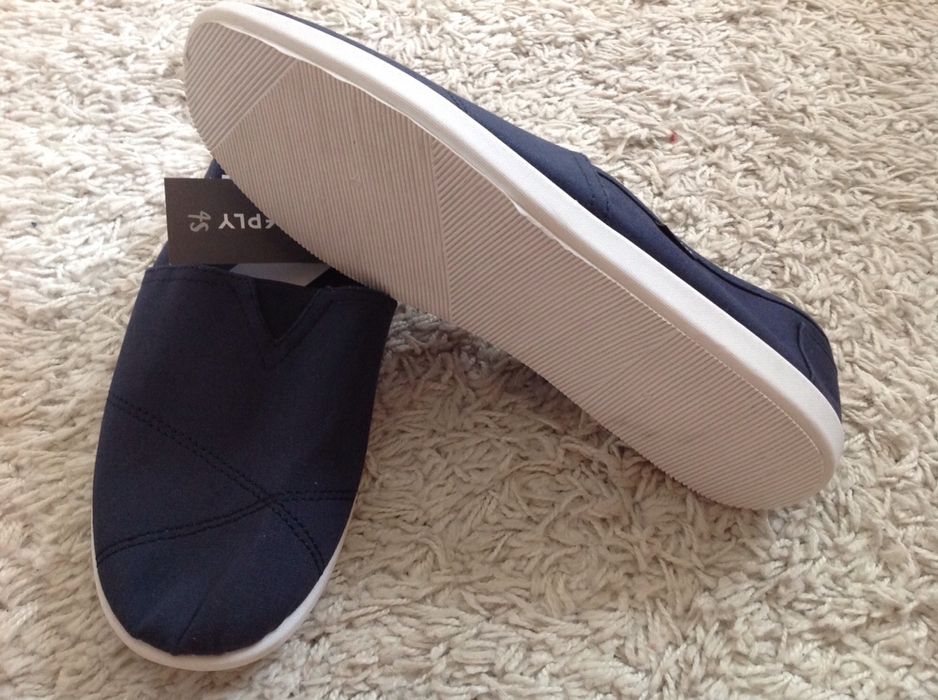 Sapatilhas lona t 44 Deeply novas
