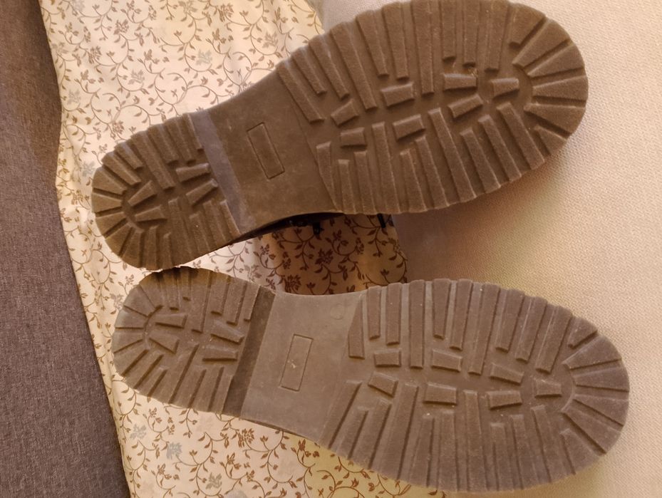 Buty Glany damskie/dziewczęce ocieplane rozmiar 38 EU