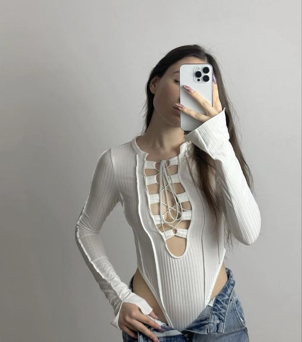 Продам біле боді