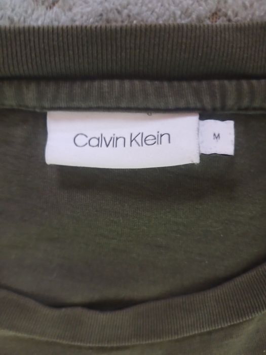 Футболка від бренду CalvinKlein