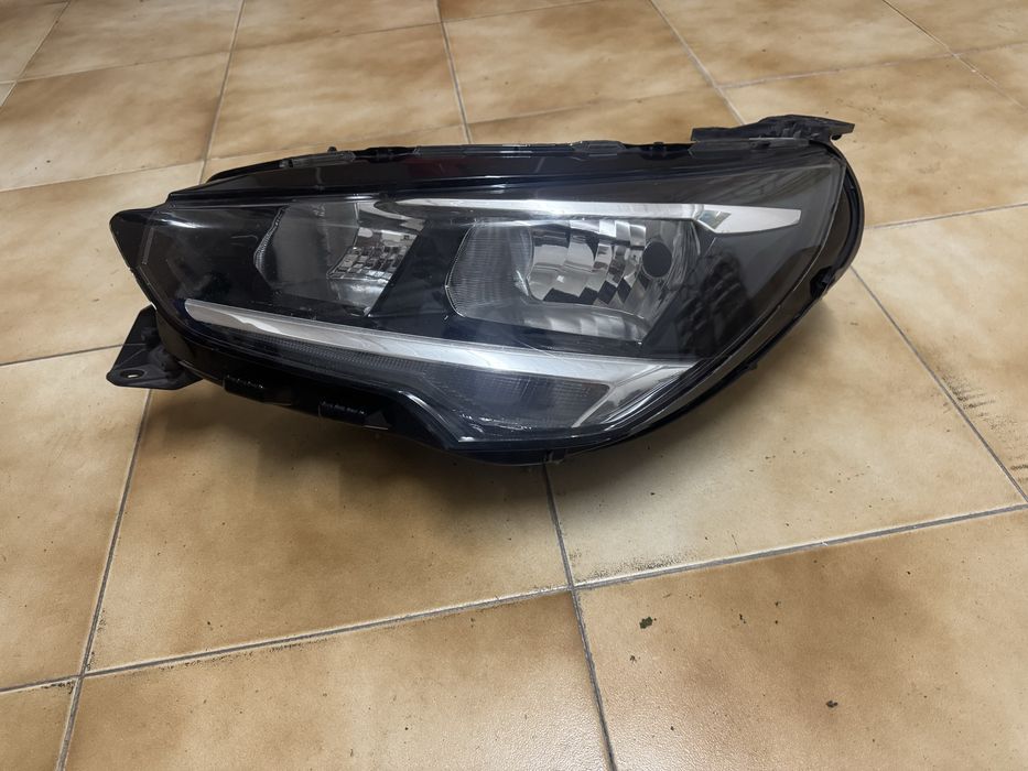 Material da Frente  Opel Corsa F (2019-2023) – Várias Peças Originais PSA