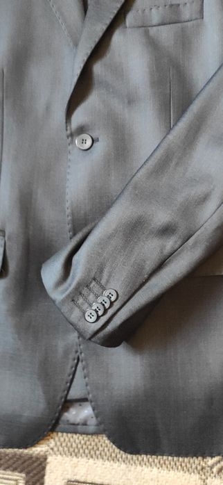 Чоловічий костюм