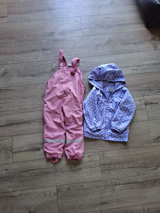 Zestaw kurta i spodnie przeciwdeszczowe rozmiar 104