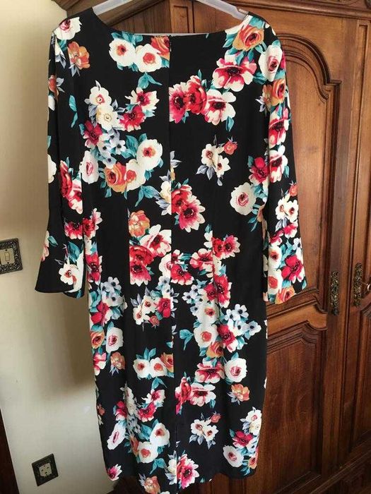 Vestido florido tamanho L