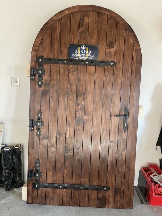 Drzwi łukowe 5cm do piwniczek ziemianek na wymiar, góralskie do winnic